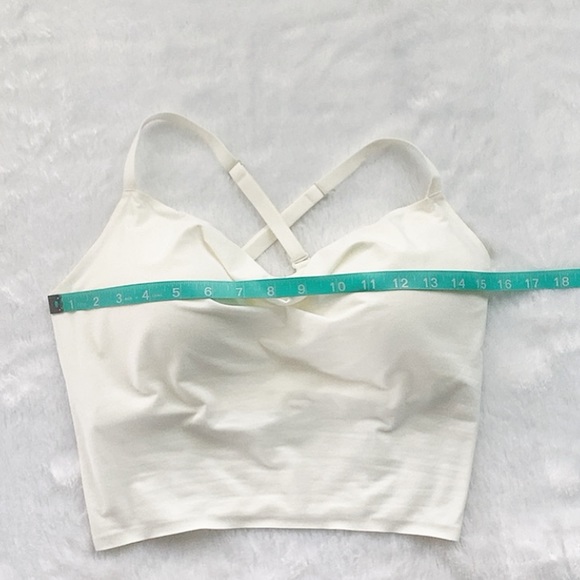 Like New Vitality Balance Athletica The Moxie Longline Bra in Cumulus - Picture 5 of 10